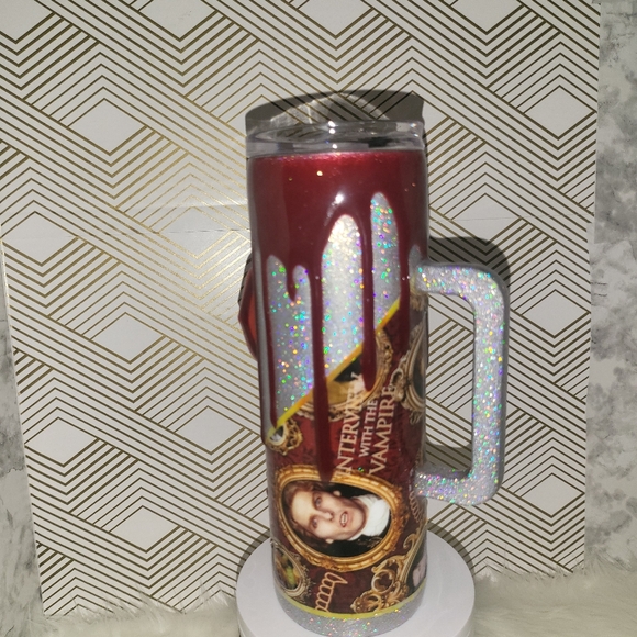 Red and Silver Lipstick with Heart Design - Picture 5 of 7